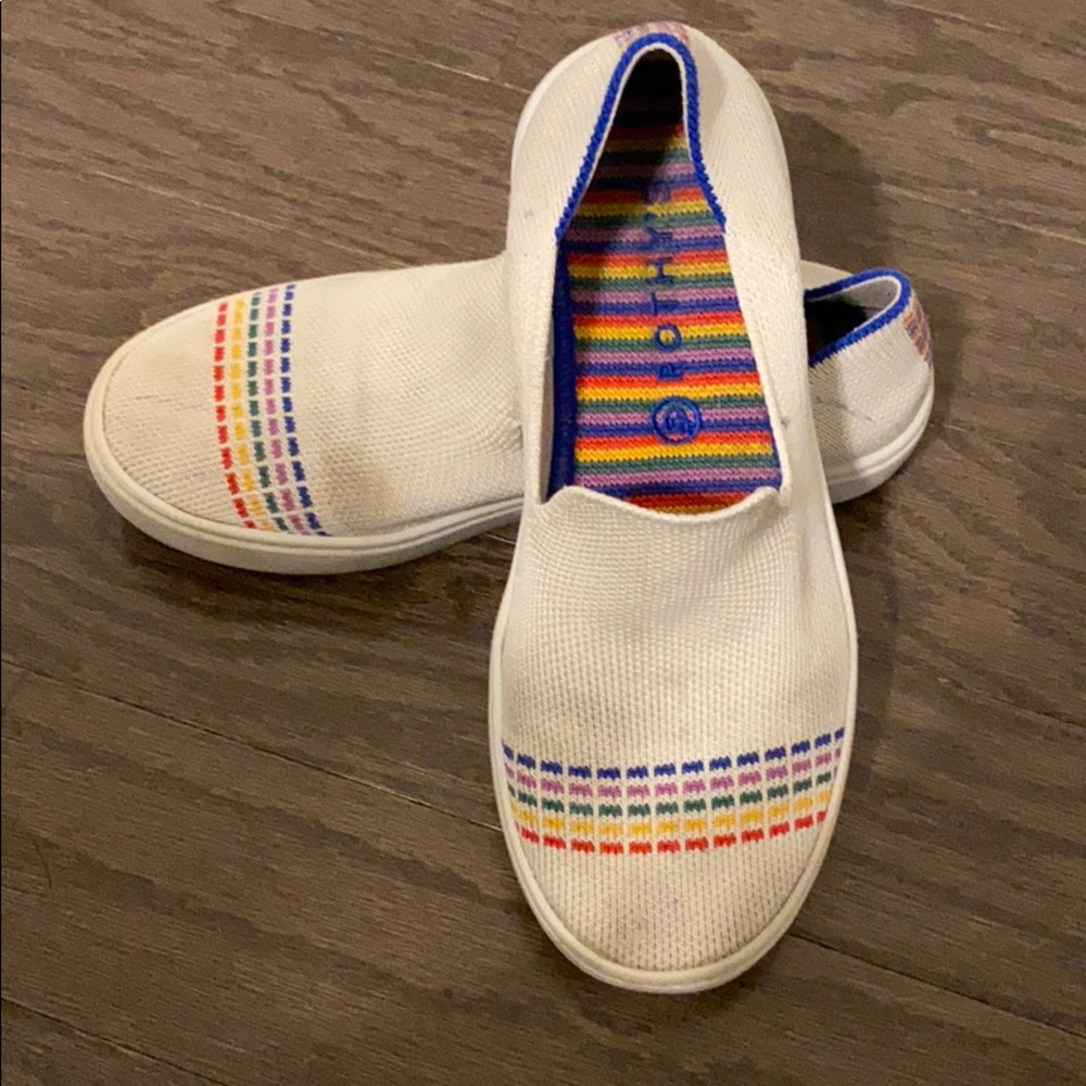 Well loved Rothys kids size 2 Rainbow sneakers